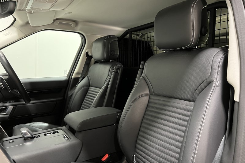 2023 (72) LAND ROVER COMMERCIAL DISCOVERY 3.0 D300 SE Commercial Auto 4936530