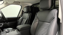 2023 (72) LAND ROVER COMMERCIAL DISCOVERY 3.0 D300 SE Commercial Auto 4936530