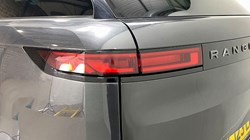 2023 (23) LAND ROVER RANGE ROVER SPORT 3.0 D300 Dynamic SE 5dr Auto 4939381