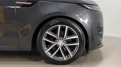 2023 (23) LAND ROVER RANGE ROVER SPORT 3.0 D300 Dynamic SE 5dr Auto 4937575