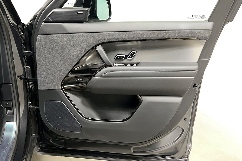 2023 (23) LAND ROVER RANGE ROVER SPORT 3.0 D300 Dynamic SE 5dr Auto 4937579