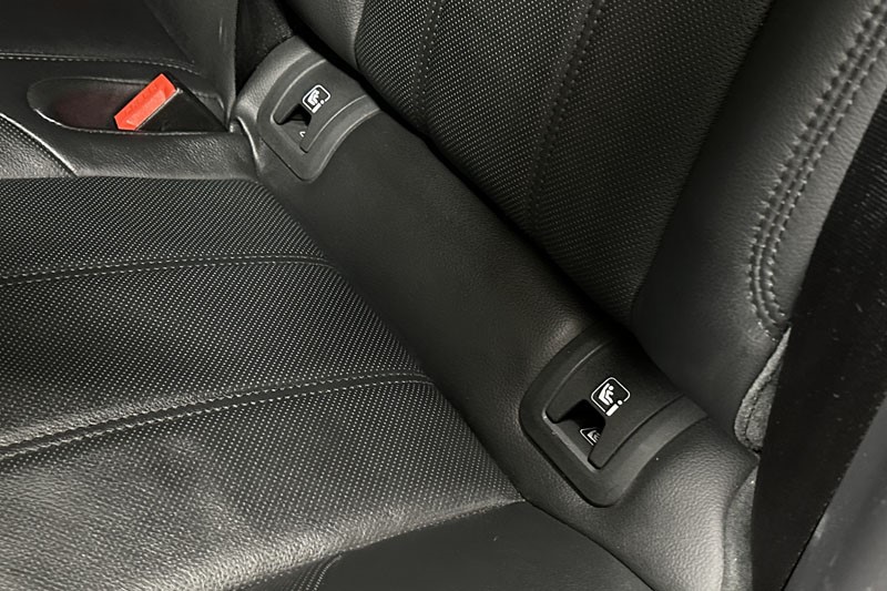 2020 (70) LAND ROVER RANGE ROVER EVOQUE 2.0 D180 R-Dynamic SE 5dr Auto 4998037