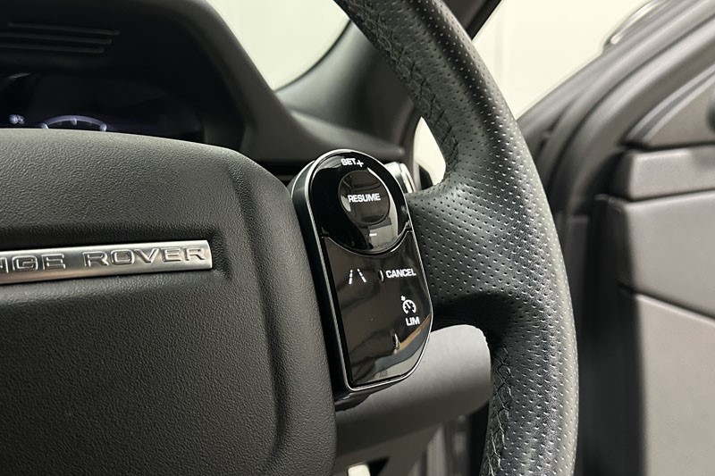 2020 (70) LAND ROVER RANGE ROVER EVOQUE 2.0 D180 R-Dynamic SE 5dr Auto 4998018