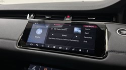 2020 (70) LAND ROVER RANGE ROVER EVOQUE 2.0 D180 R-Dynamic SE 5dr Auto 4998028