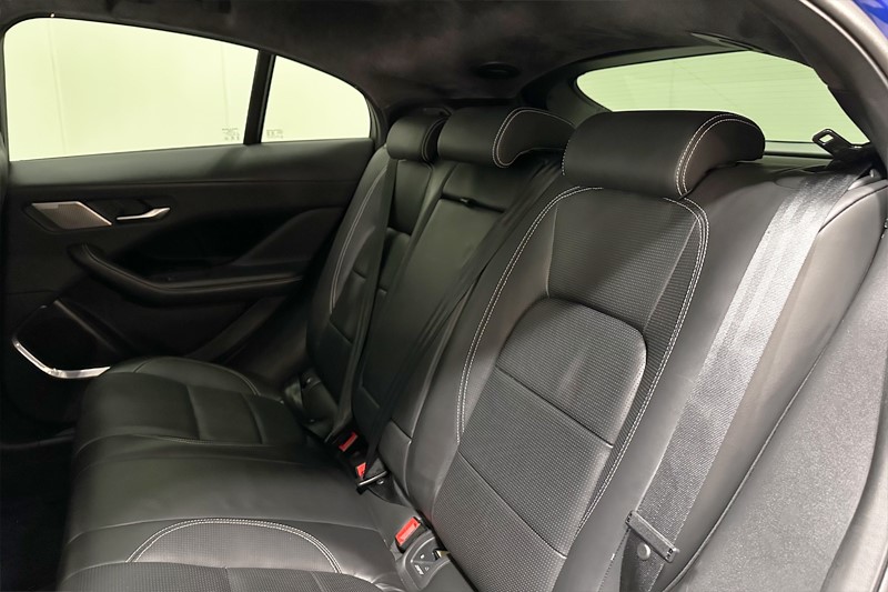 2022 (72) JAGUAR I-PACE 294kW EV400 HSE Black 90kWh 5dr Auto 11kW Charger 4971618