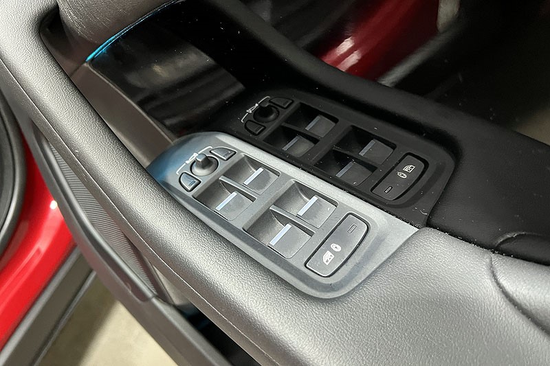 2022 (72) JAGUAR I-PACE 294kW EV400 SE 90kWh 5dr Auto [11kW Charger] 4993724