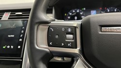 2024 (24) LAND ROVER DISCOVERY 3.0 D300 Dynamic SE 5dr Auto 4947956