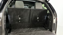 2024 (24) LAND ROVER DISCOVERY 3.0 D300 Dynamic SE 5dr Auto 4947978