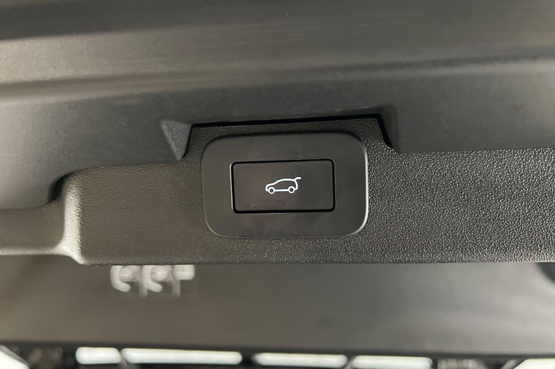 2024 (24) LAND ROVER DISCOVERY 3.0 D300 Dynamic SE 5dr Auto 4947980