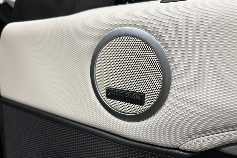 2024 (24) LAND ROVER DISCOVERY 3.0 D300 Dynamic SE 5dr Auto 4947949