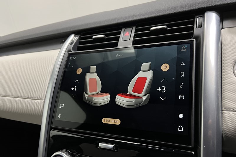 2024 (24) LAND ROVER DISCOVERY 3.0 D300 Dynamic SE 5dr Auto 4947969