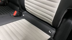 2024 (24) LAND ROVER DISCOVERY 3.0 D300 Dynamic SE 5dr Auto 4947974