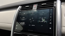 2024 (24) LAND ROVER DISCOVERY 3.0 D300 Dynamic SE 5dr Auto 4947965