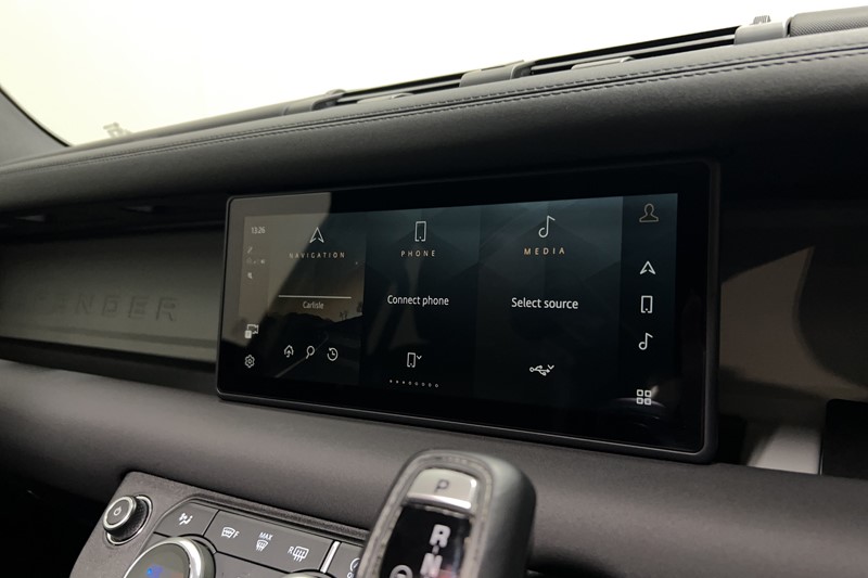 2023 (73) LAND ROVER DEFENDER 3.0 D300 X-Dynamic SE 110 5dr Auto 4970631