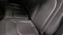 2023 (73) LAND ROVER DEFENDER 3.0 D300 X-Dynamic SE 110 5dr Auto 4970645