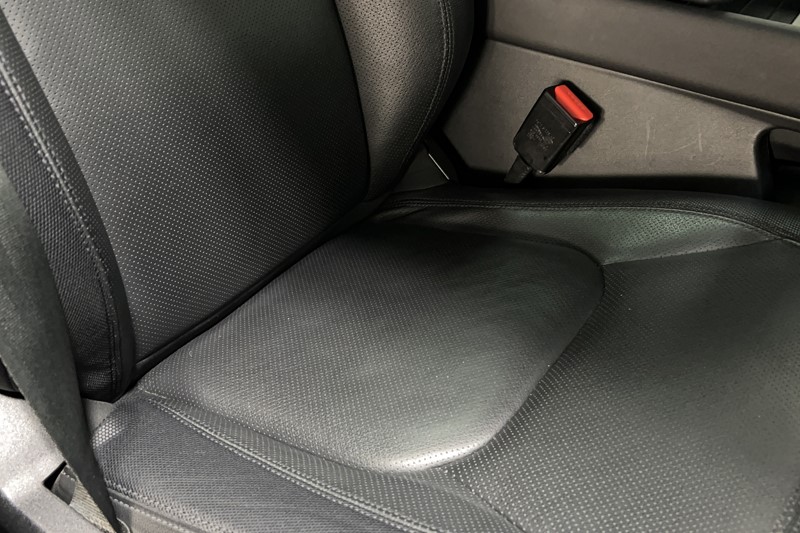 2023 (73) LAND ROVER DEFENDER 3.0 D300 X-Dynamic SE 110 5dr Auto 4970621