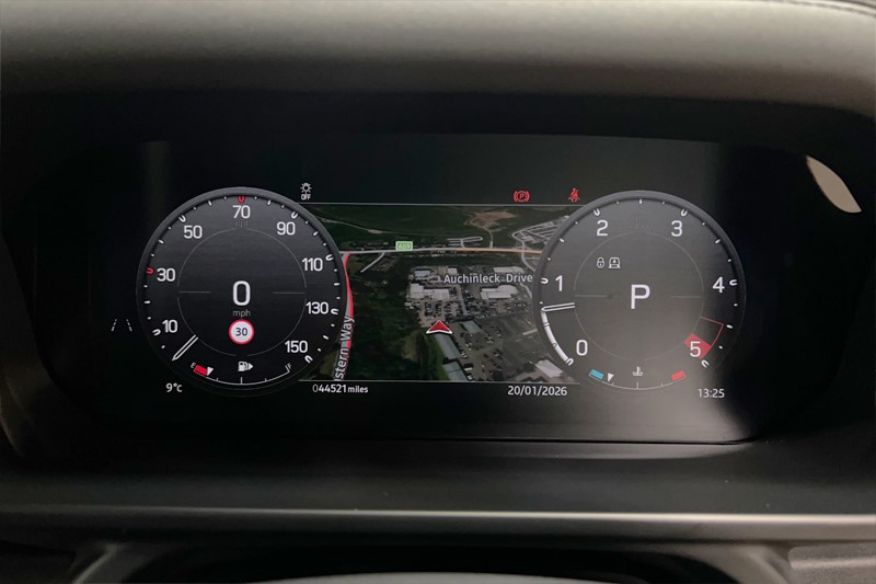 2023 (73) LAND ROVER DEFENDER 3.0 D300 X-Dynamic SE 110 5dr Auto 4970627