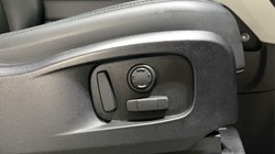 2023 (73) LAND ROVER DEFENDER 3.0 D300 X-Dynamic SE 110 5dr Auto 4970620