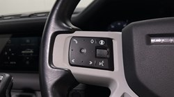 2023 (73) LAND ROVER DEFENDER 3.0 D300 X-Dynamic SE 110 5dr Auto 4970626