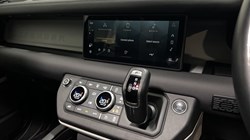 2023 (73) LAND ROVER DEFENDER 3.0 D300 X-Dynamic SE 110 5dr Auto 4970628