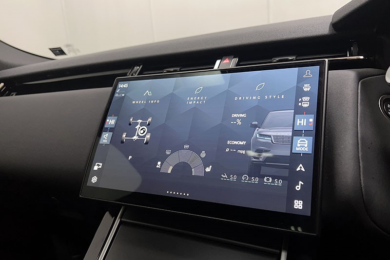 2023 (73) LAND ROVER RANGE ROVER VELAR 2.0 D200 MHEV Dynamic SE 5dr Auto 4991928