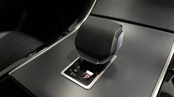 2023 (73) LAND ROVER RANGE ROVER VELAR 2.0 D200 MHEV Dynamic SE 5dr Auto 4991926