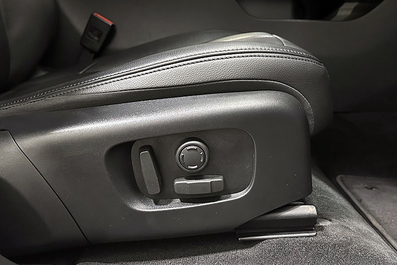 2022 (22) LAND ROVER RANGE ROVER EVOQUE 2.0 D200 R-Dynamic S 5dr Auto 4986071