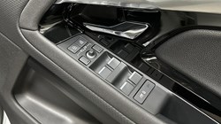 2022 (22) LAND ROVER RANGE ROVER EVOQUE 2.0 D200 R-Dynamic S 5dr Auto 4986069