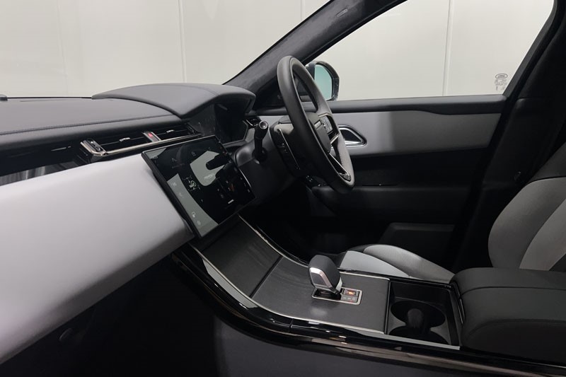 2025 (25) LAND ROVER RANGE ROVER VELAR 2.0 P400e Autobiography 5dr Auto [Revised] 4990031