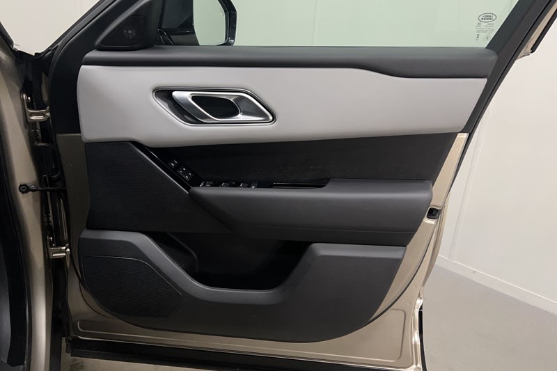 2025 (25) LAND ROVER RANGE ROVER VELAR 2.0 P400e Autobiography 5dr Auto [Revised] 4990009