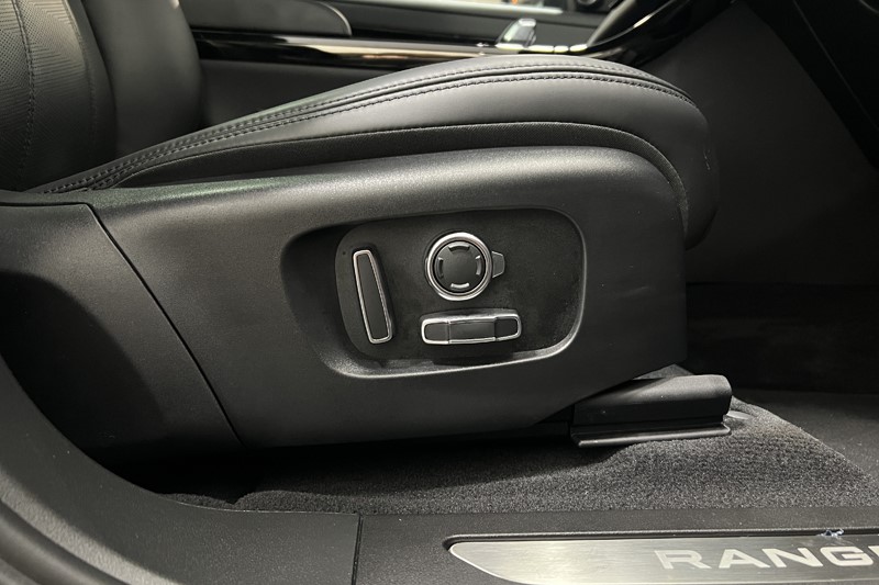 2025 (25) LAND ROVER RANGE ROVER EVOQUE 2.0 D200 Autobiography 5dr Auto [Revised] 4990442