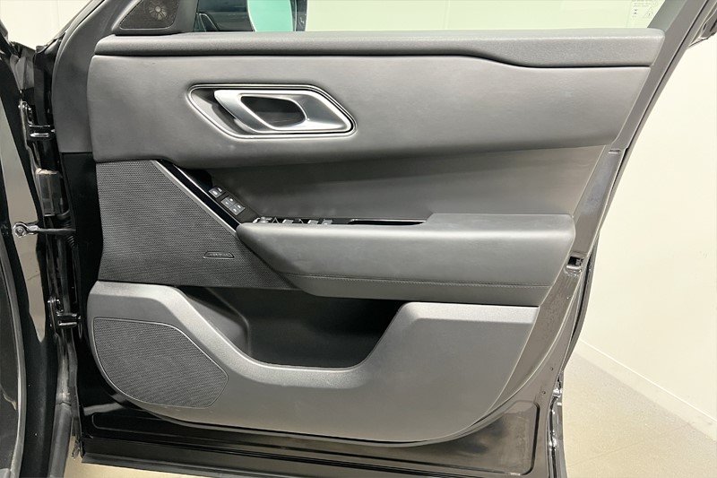 2024 (24) LAND ROVER RANGE ROVER VELAR 2.0 D200 MHEV Dynamic HSE 5dr Auto 5003109