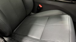 2024 (24) LAND ROVER RANGE ROVER VELAR 2.0 D200 MHEV Dynamic HSE 5dr Auto 5003114