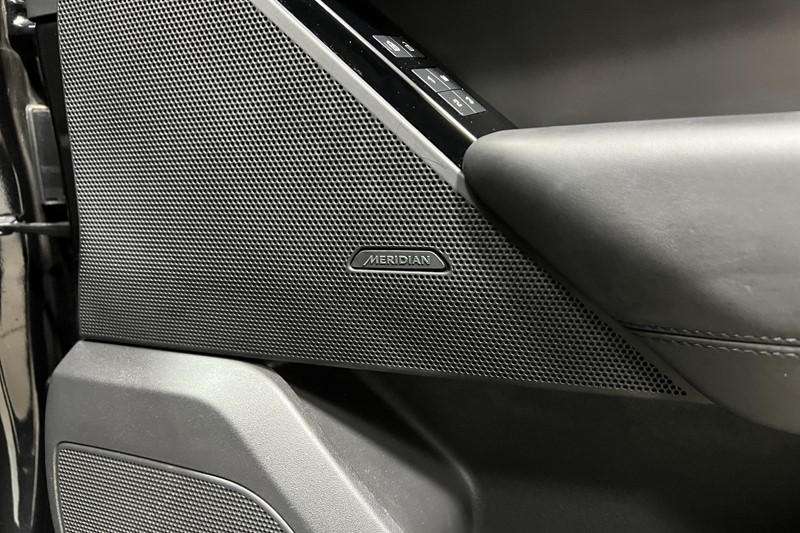 2024 (24) LAND ROVER RANGE ROVER VELAR 2.0 D200 MHEV Dynamic HSE 5dr Auto 5003110