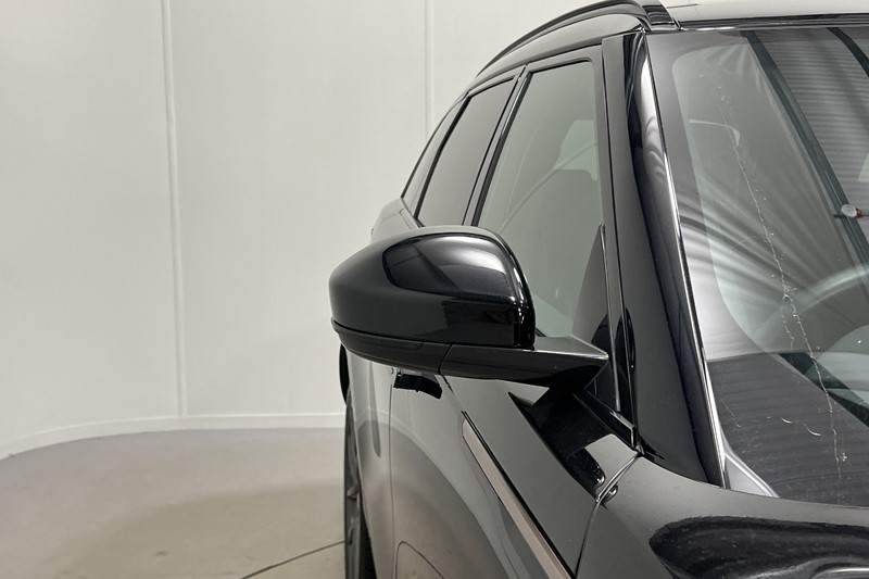 2024 (24) LAND ROVER RANGE ROVER VELAR 2.0 D200 MHEV Dynamic HSE 5dr Auto 5003145