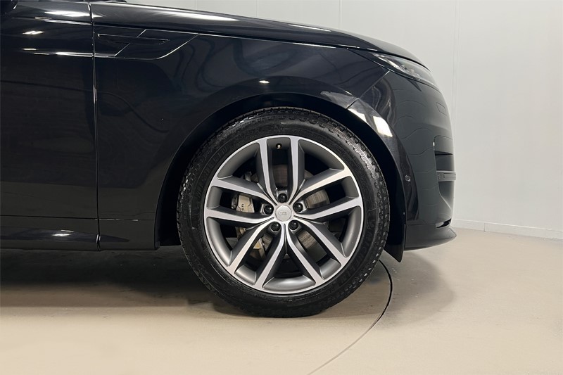 2025 (74) LAND ROVER RANGE ROVER SPORT 3.0 D300 Dynamic SE 5dr Auto 4990377
