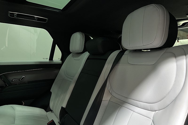 2025 (74) LAND ROVER RANGE ROVER SPORT 3.0 D300 Dynamic SE 5dr Auto 4990407