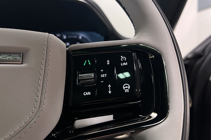 2025 (74) LAND ROVER RANGE ROVER SPORT 3.0 D300 Dynamic SE 5dr Auto 4990389