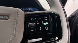 2025 (74) LAND ROVER RANGE ROVER SPORT 3.0 D300 Dynamic SE 5dr Auto 4990389