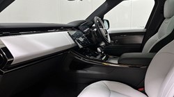 2025 (74) LAND ROVER RANGE ROVER SPORT 3.0 D300 Dynamic SE 5dr Auto 4990403