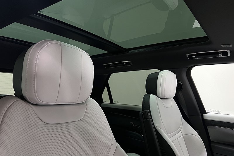 2025 (74) LAND ROVER RANGE ROVER SPORT 3.0 D300 Dynamic SE 5dr Auto 4990387