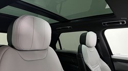 2025 (74) LAND ROVER RANGE ROVER SPORT 3.0 D300 Dynamic SE 5dr Auto 4990387