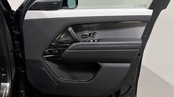 2025 (74) LAND ROVER RANGE ROVER SPORT 3.0 D300 Dynamic SE 5dr Auto 4990382
