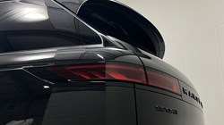 2025 (74) LAND ROVER RANGE ROVER SPORT 3.0 D300 Dynamic SE 5dr Auto 4990414