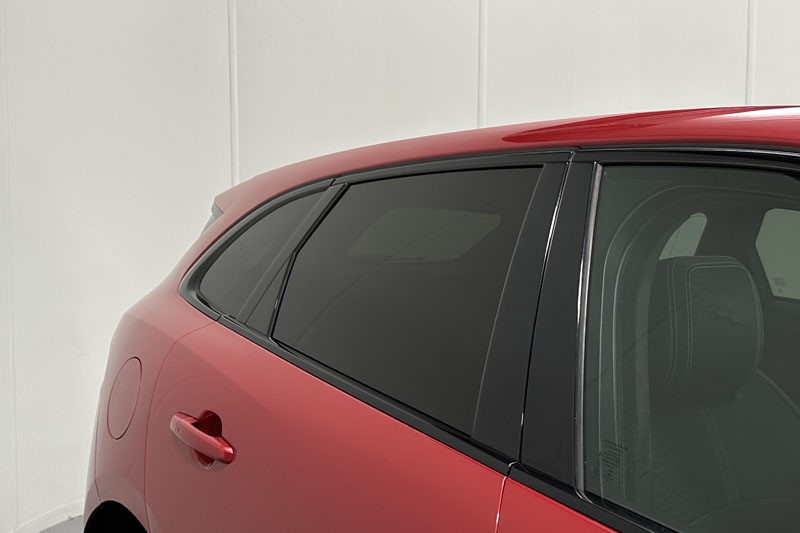 2021 (21) JAGUAR F-PACE 2.0 D200 R-Dynamic HSE 5dr Auto AWD 4984920