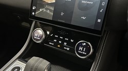 2021 (21) JAGUAR F-PACE 2.0 D200 R-Dynamic HSE 5dr Auto AWD 4984894