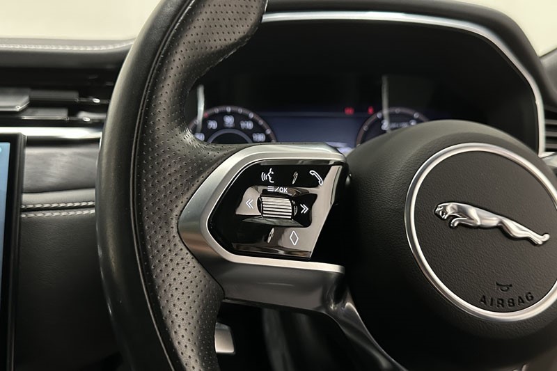 2021 (21) JAGUAR F-PACE 2.0 D200 R-Dynamic HSE 5dr Auto AWD 4984889