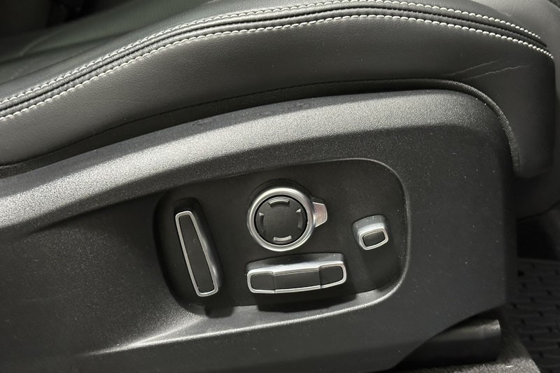 2021 (21) JAGUAR F-PACE 2.0 D200 R-Dynamic HSE 5dr Auto AWD 4984886