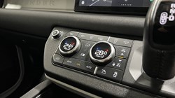 2022 (71) LAND ROVER DEFENDER 3.0 D250 S 110 5dr Auto 4987256