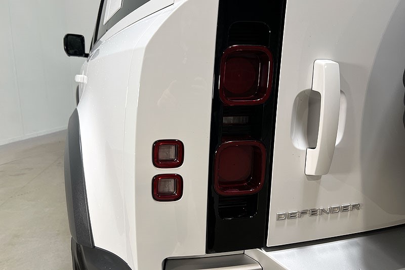 2022 (71) LAND ROVER DEFENDER 3.0 D250 S 110 5dr Auto 4987279